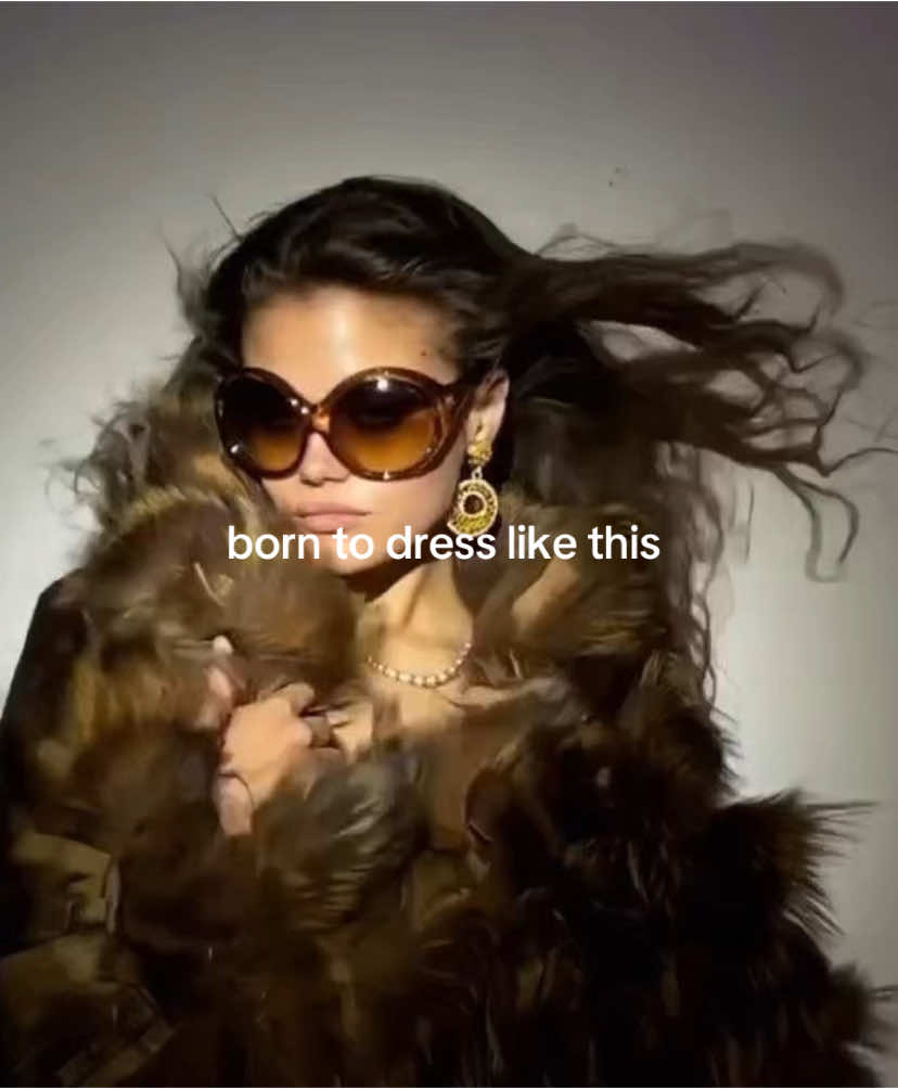 #creatorsearchinsights #fyp #girls #justgirlythings #fashion #aura 