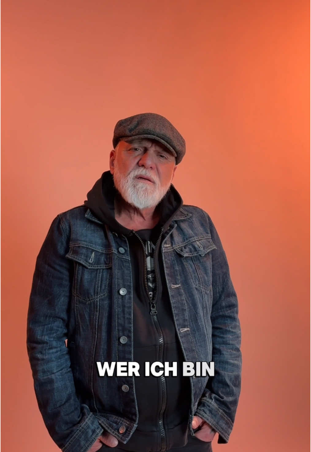 “Ich leb mit meinen Dämonen, weiß oft nicht, wer ich bin, und Du stehst mittendrin” 😈👹  #dämonen #irgendwannimleben