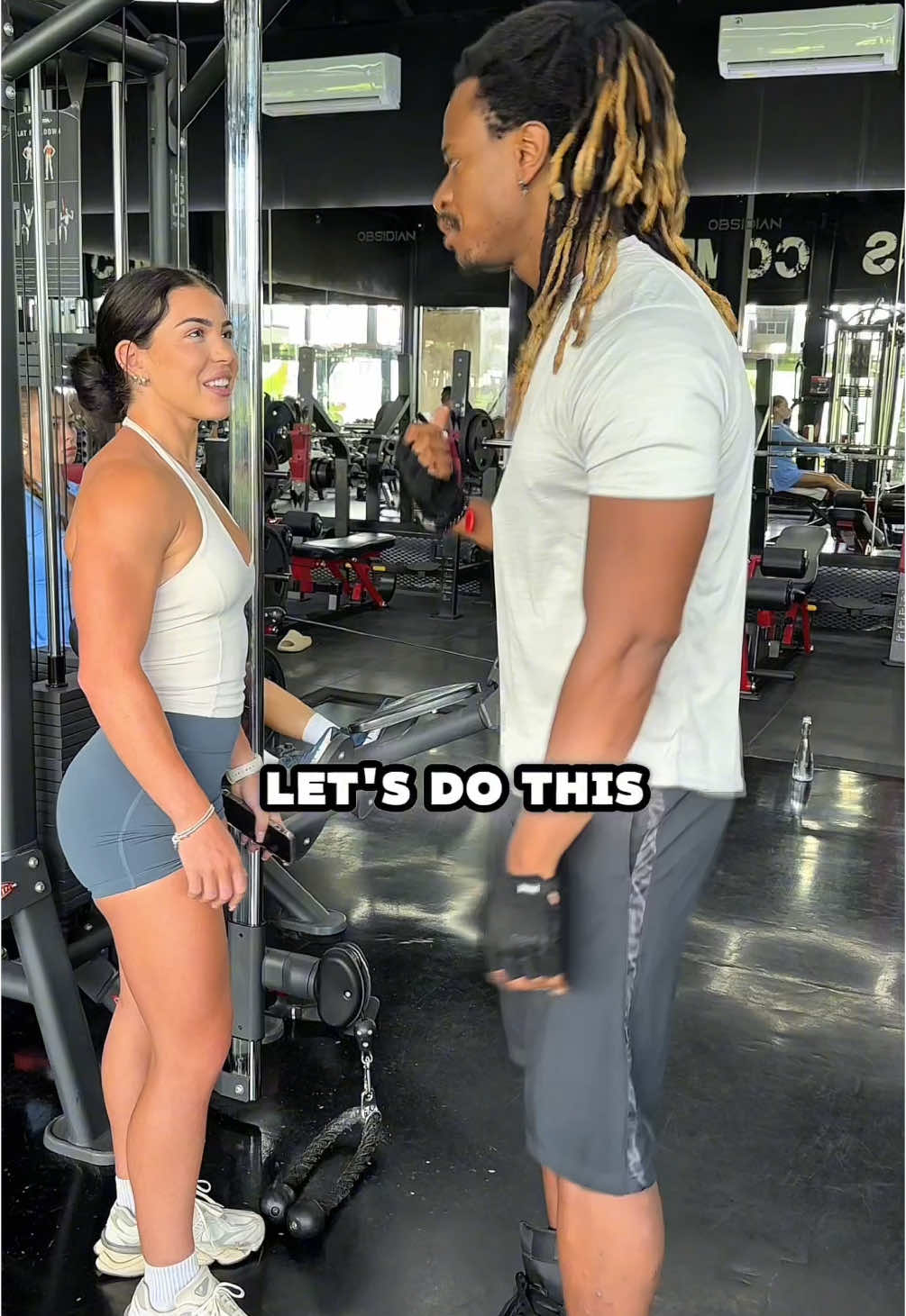 Challenging girls in the gym to workouts #gym 