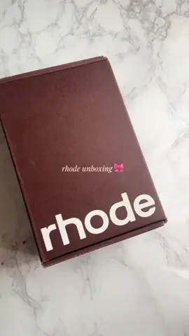 What I got from @rhode 🎀 . . . . .#rhode #rhodeskin #rhodeskincare #haileybieber #makeup #beautyproducts #beauty #rhodeblush #tataroyals #rhodeliptint #tata #stylecreator #cleangirlmakeup #cleangirlaesthetic #cleangirl #softgirlera #softgirlmakeup #makeupreels #beautyreels #viralreels #makeuptutorial #rhodepeptideliptreatment 