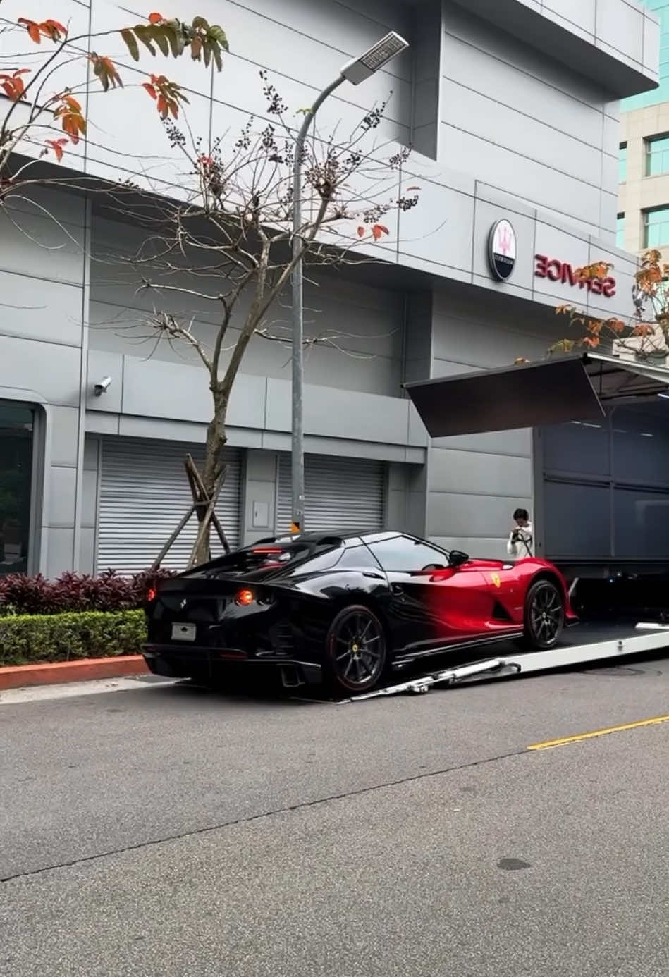 🌓 812 Competizione🌗 #ferrari #ferrari812competizione #812competizione  #vlcarvn #fyp #carspotting #carsoftiktok 