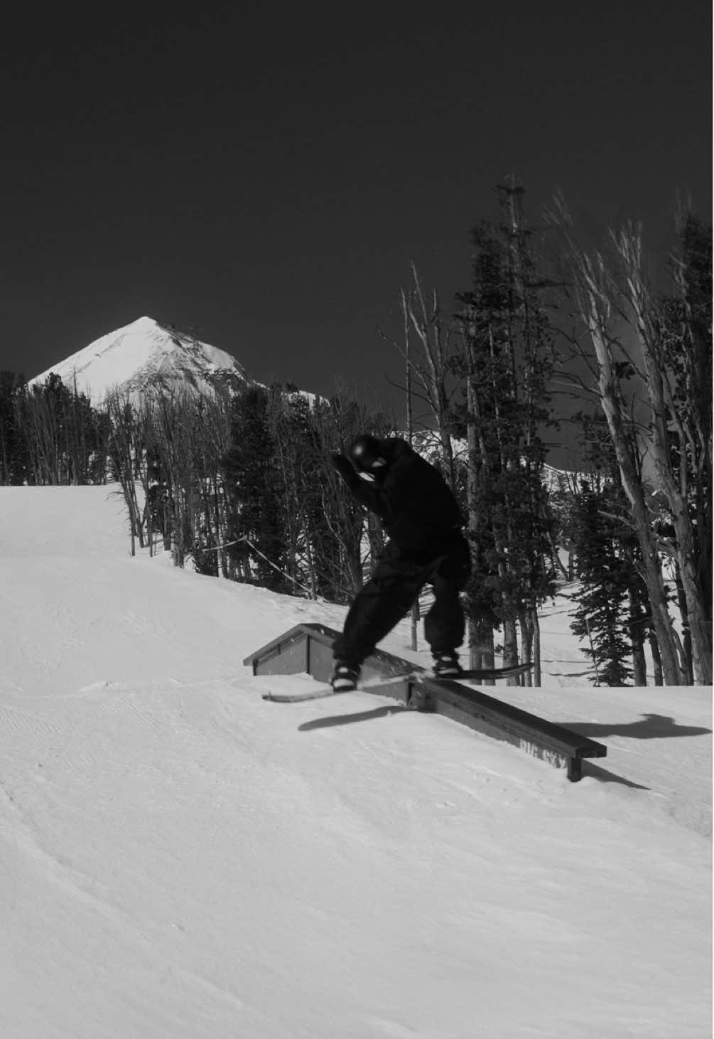 Spring Laps w/ @Robbie  #snowboarding #filmmaker #videography #bigsky #montana #cinematography 