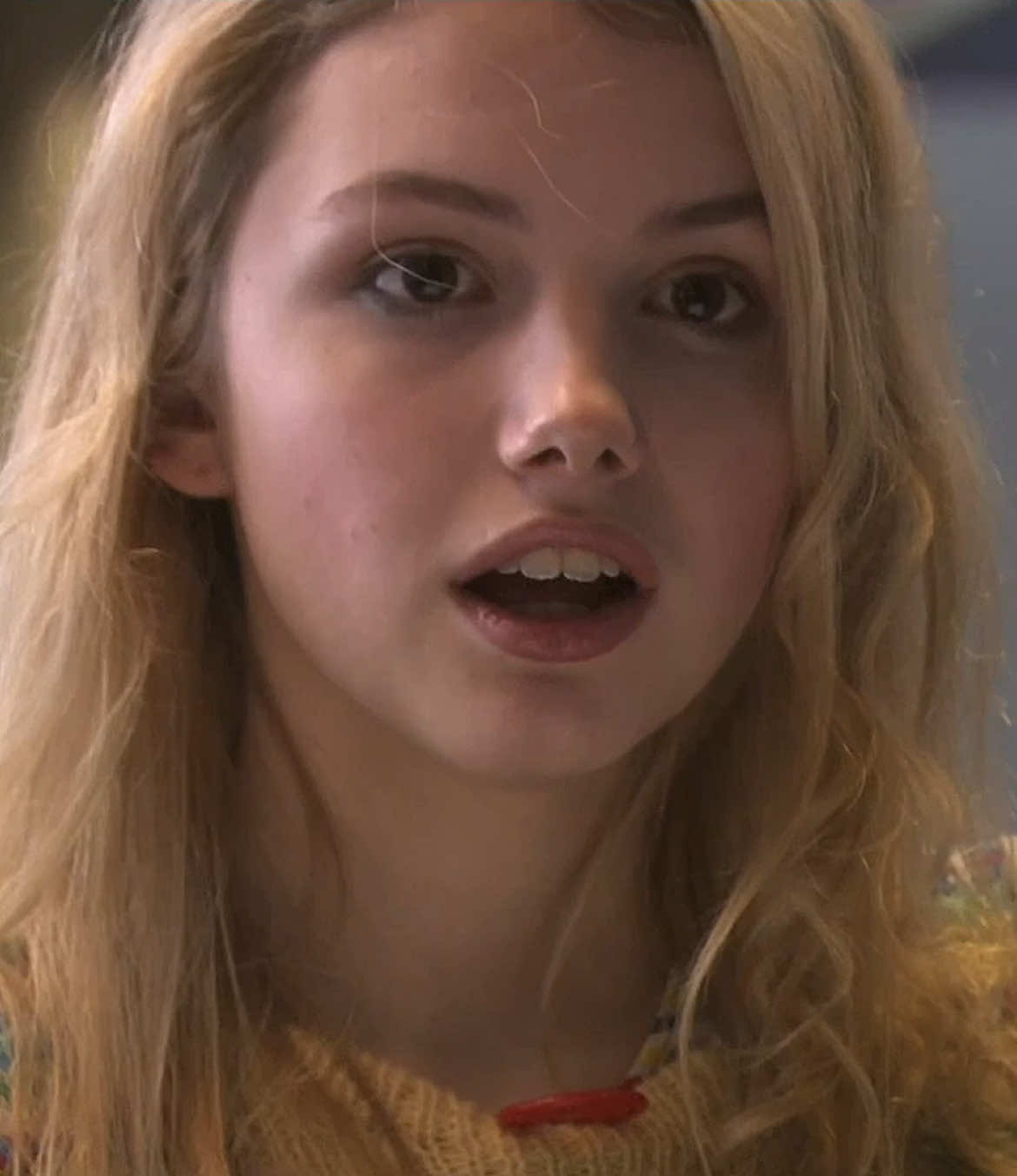 eat cassie, eat! #foryou #fy #fyp #cassieainsworth #cassieainsworthedit #hannahmurray #hannahmurrayedit #sidjenkins #sidjenkinsedit #skins #skinsedits #edits #effystonem #effystonemedit 