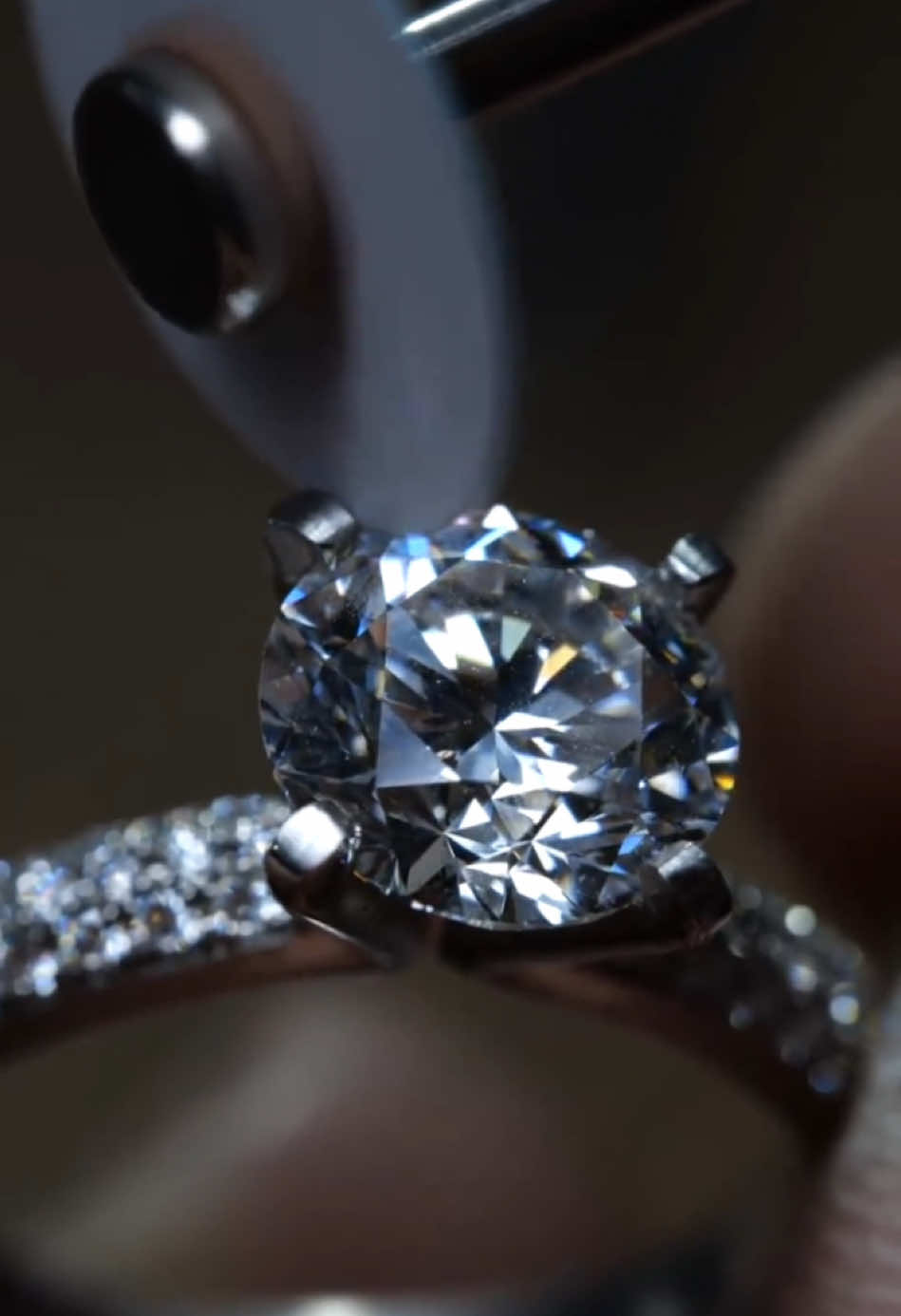 Custom engagement ring making process #mdtcjewelry #craftsmanship #engagementring #custommade 