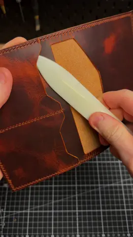 Sound up for this one! #leather #asmr #asmrsounds #leathercraft 