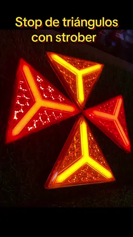 Stop de triángulo con strober, mejora la apariencia de tu vehículo 🤝🔥#reparvica #maracaibovenezuela🇻🇪 #camioneros #camionespesados #c1 #visitanos_te_esperamos #maracaibo #neon #kodiak #led #stop 