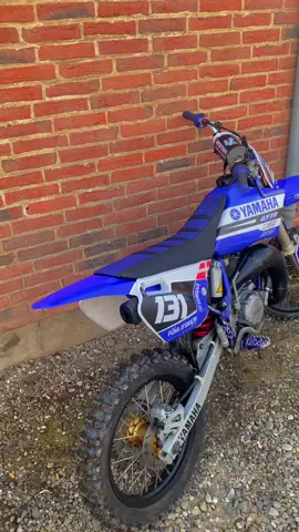 #CapCut #crosser #motocrosslife #bike #131 #cross #dansk #fyp #moped #bikes #salg #viral_video #views #gang #hygge #gejl #sæde #scooter #scooter #scooter #yamaha #yz #85 