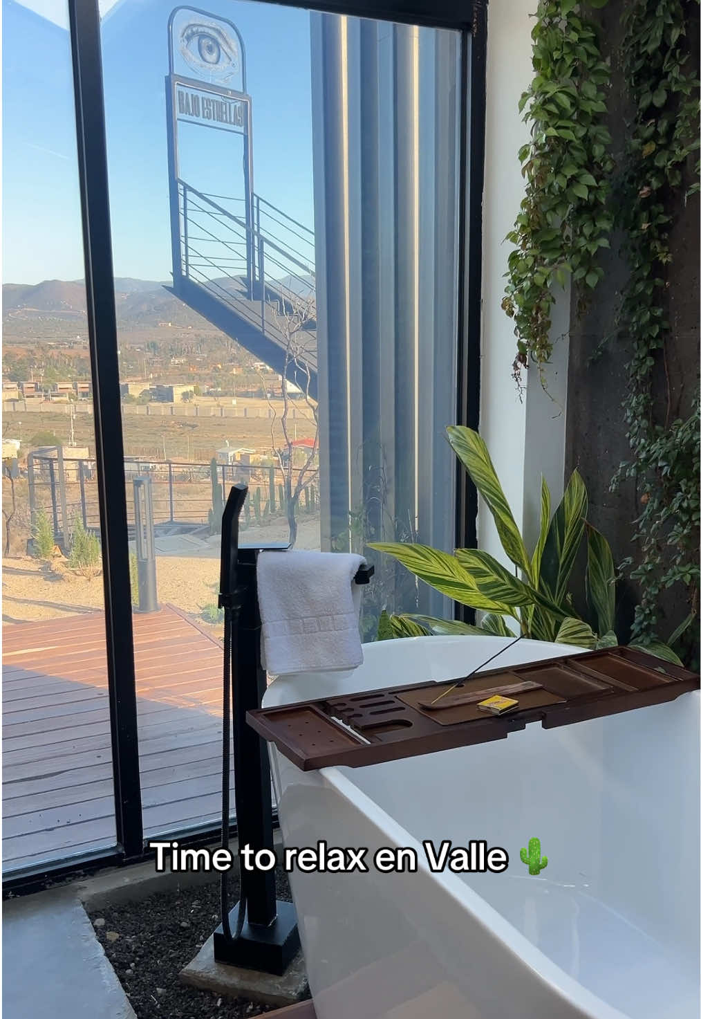 Que rico estar aquí 🌵 #fyp #bajoestrellashotel #ensenada 