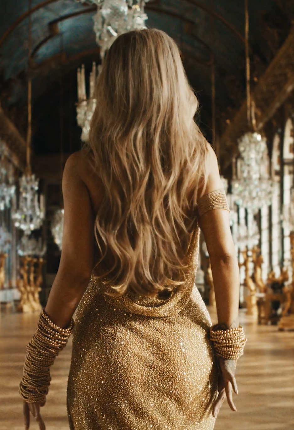 The Hall of Mirrors becomes @Rihanna’s majestic runway as she struts her way through the famed Palace of Versailles. YOUR DREAMS, MAKE THEM REAL. The director’s cut, available now.   #DiorBeauty #DiorParfums #JadoreDior