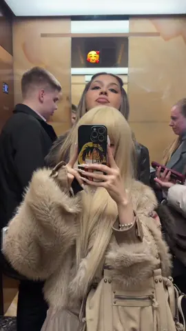 такой милый тренд 🥹 @Мехрона ❣️