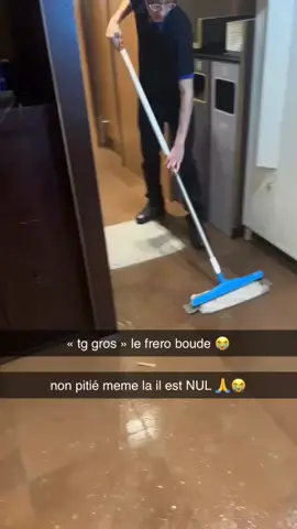 faites quelque chose svp #pourtoi #humour #meme #trends #trendingvideo 