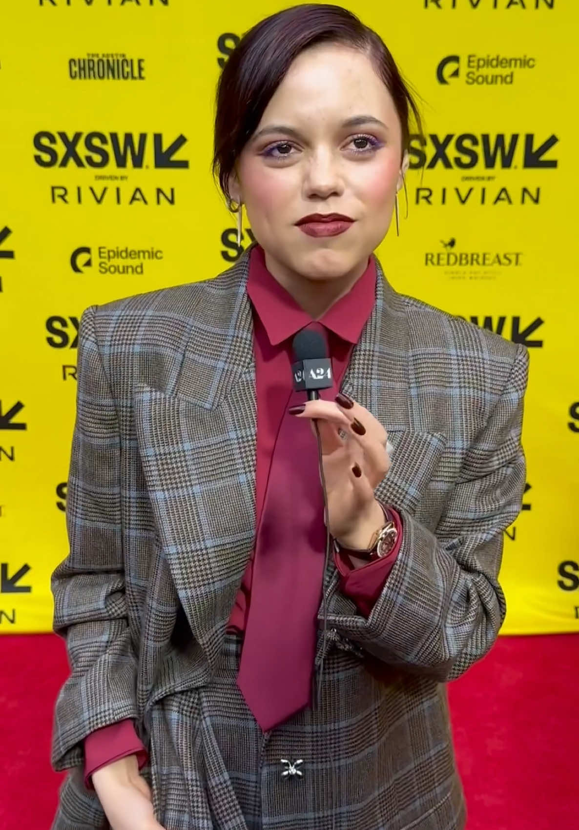 Who on the #DeathofaUnicorn cast is surviving a unicorn attack? #sxsw 