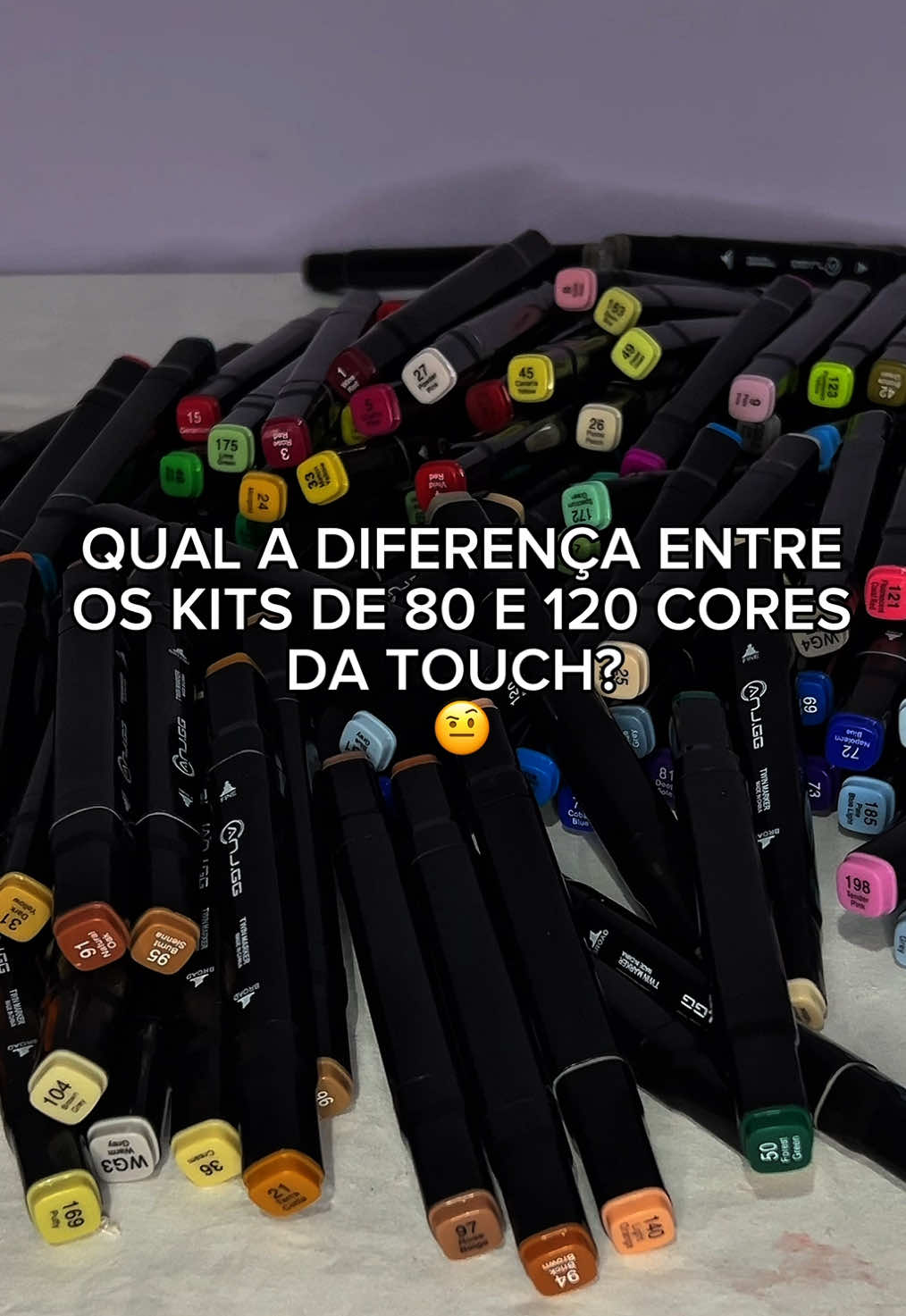 Qual kit de canetinhas você acha que compensa mais? 🤔 Me responde nos comentários enquanto assiste esse video satisfatório da organização das minhas canetas touch.  ✨ E eu aproveito para te contar qual a diferença entre os kits de 80 e 120 cores da Touch! 🎨 #ummaluconopedaço #willsmith #trend #touch #coloring #creatorsearchinsights 