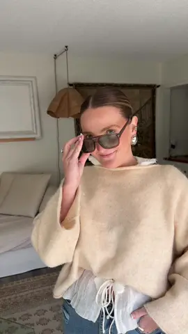 Replying to @Lindsayschwaegs perfect office fit (except my office is a cafe lol) #OOTD #workfromhome #style #fashion #outfitideas #outfitinspo #weekofoutfits #corporatelife 