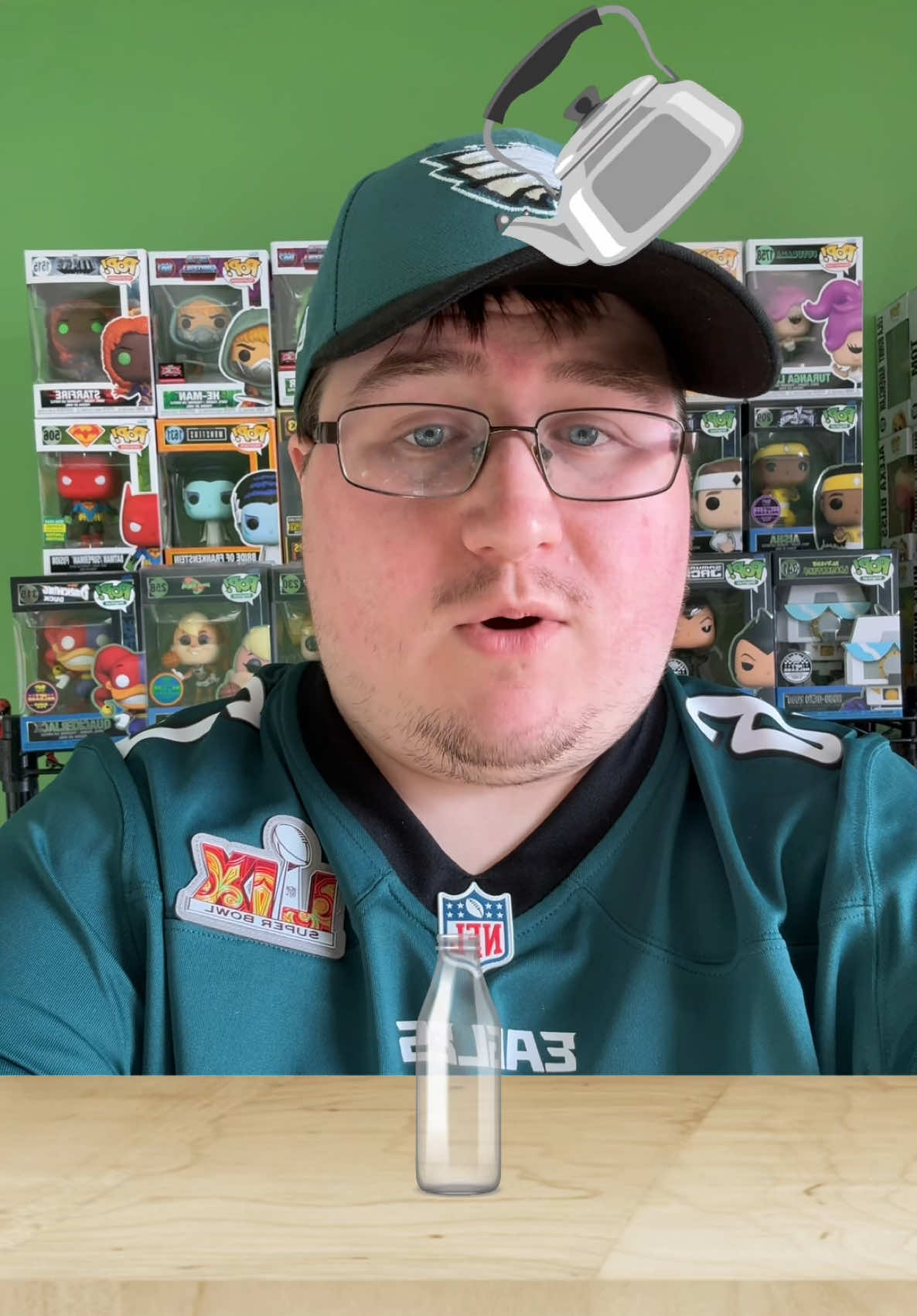 Pouring Water Filter Challenge! #challenge #water #funkopop #funko #toys #selfie #football #philadelphiaeagles #eagles #sports 
