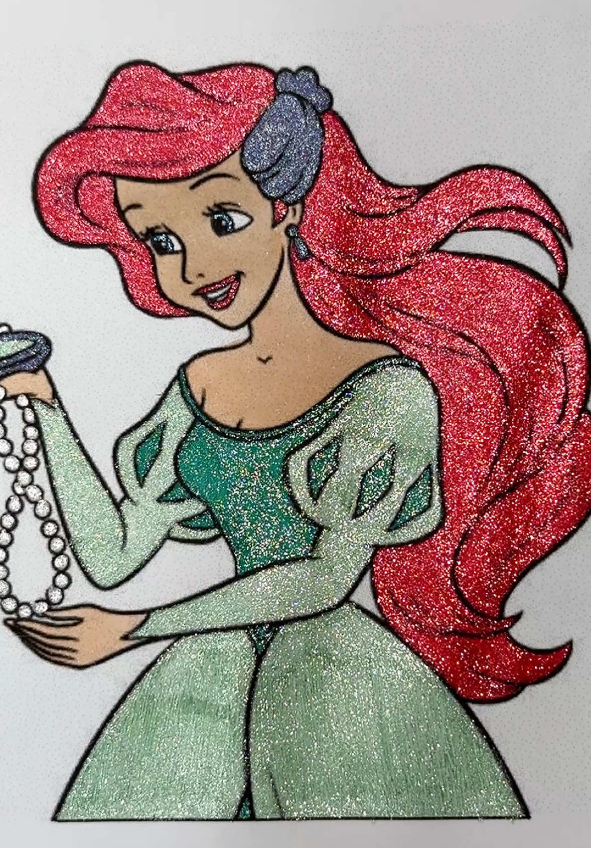 🧜🏻‍♀️ #glitterpens #glittercoloring #colouring #satisfying #relaxante 