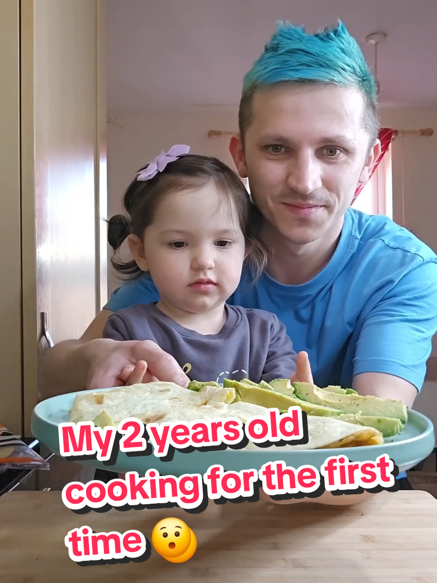 Letting My Toddler Cook Breakfast for the First Time! 💙 Dad   With Daughter Cooking Breakfast #cookingwithkids #familycooking  #littlechef #cookingwithtoddlers #funnyparenting #kidsinthekitchen #dadanddaughtertime #FoodTok #Recipe #trendingfood #Recipe #babyrecipes #toddlerrecipes #makingfood #dadsoftiktok #dadanddaughter 