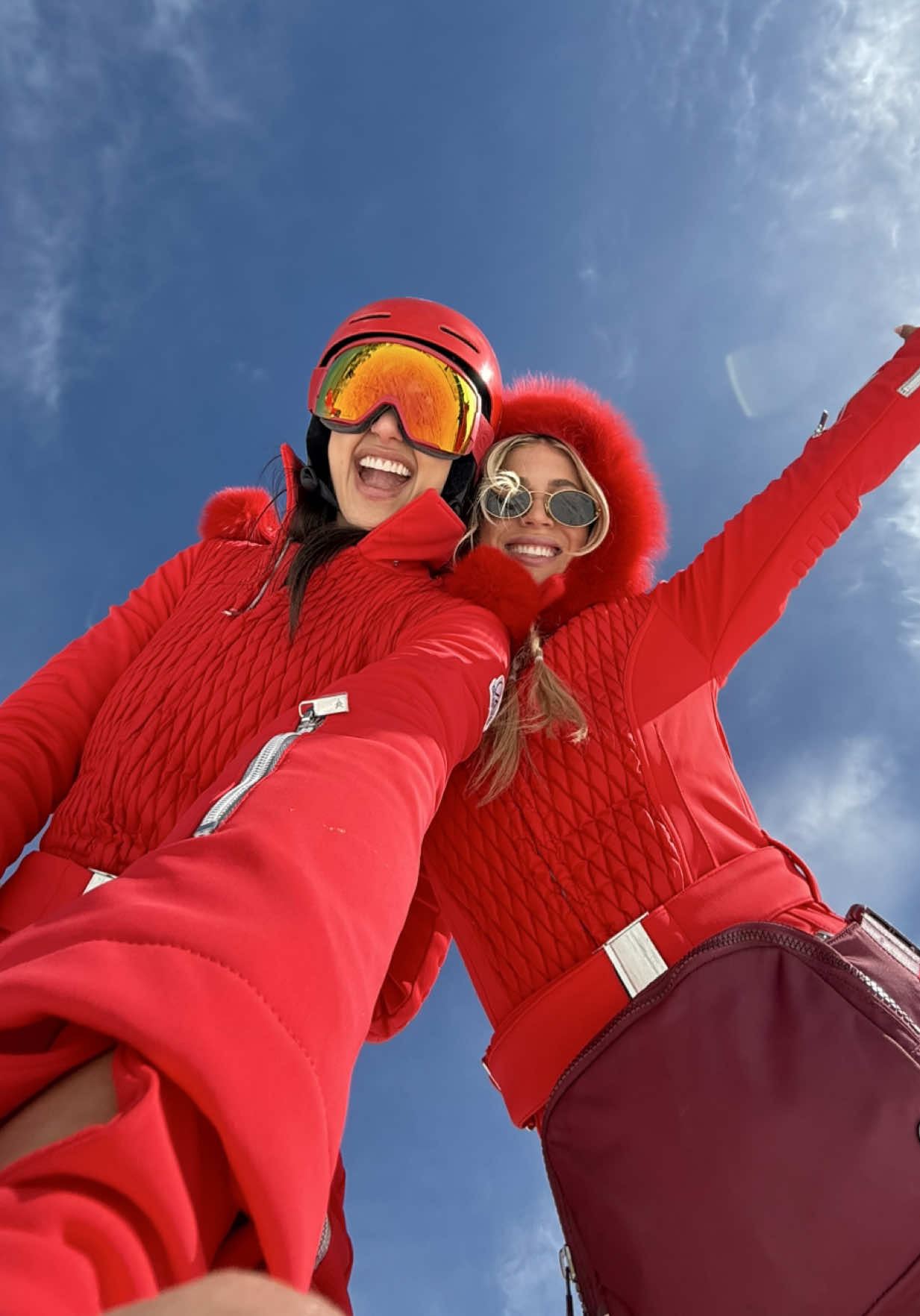 Definitely stood out on the slopes today ⛷️ @Eucerin US @mananamariee @My Sunday Ski #apresski #apresskinwitheucerin #skiing #ski #thesimpsons #simpsons #funny #utah  