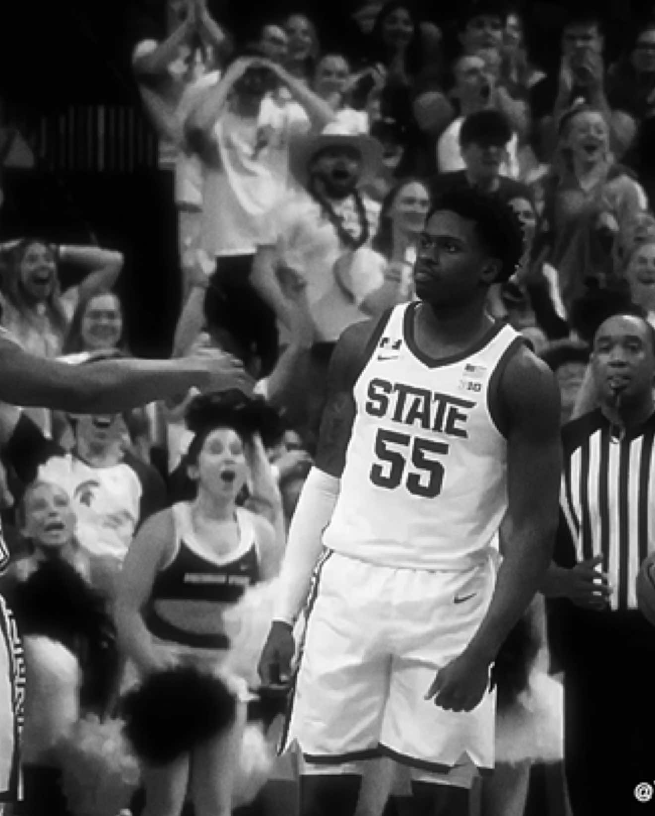 Coen Carr x Nirvana 🐸 @coen #michiganstate #michiganstatebasketball #msu #izzo #detroit #coencarr #flight55 