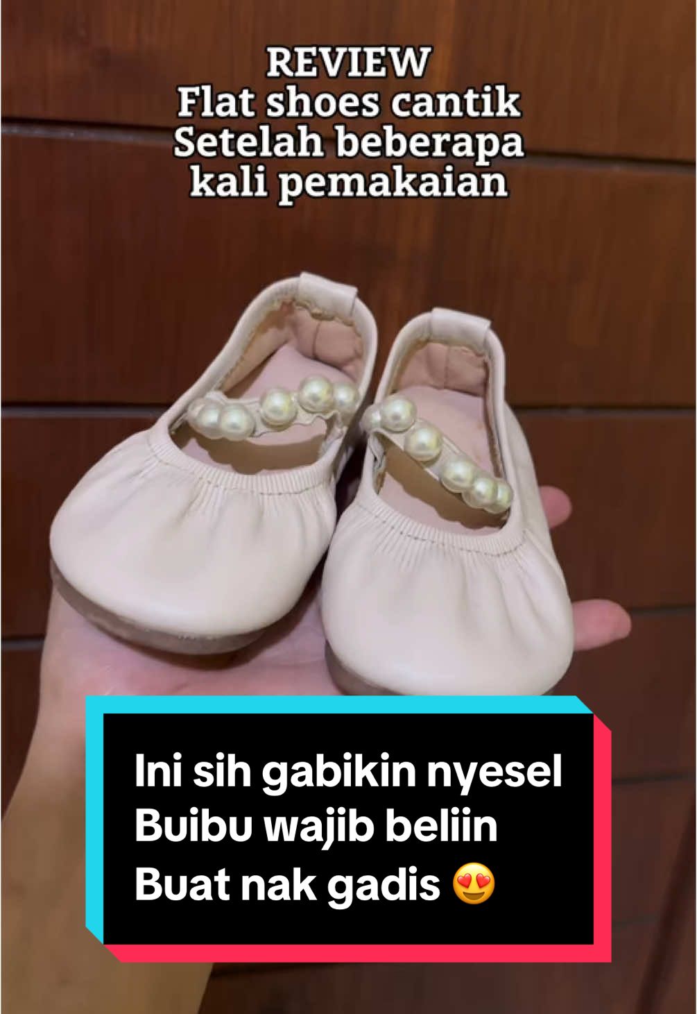 Flatshoes cantik buat sikecil, buibu wajib beliin ini sih 😍 #flatshoesanak #sepatuanak #flatshoes 