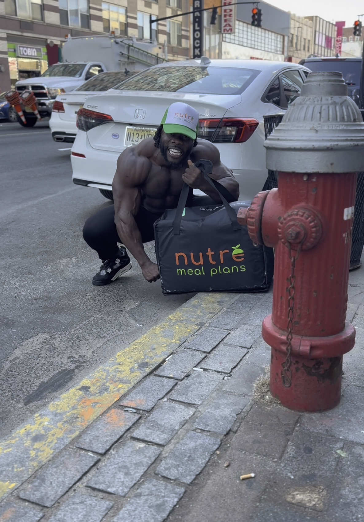 Man I can't believe I caught this Joker eating Mcdonalds on his cheat day but said he wanted to lose weight.  For the next 16 weeks @nutre meals is your best friend. A nice clean healthy diet to keep you in shape. @nutremeal is the only thing you should be eating.  