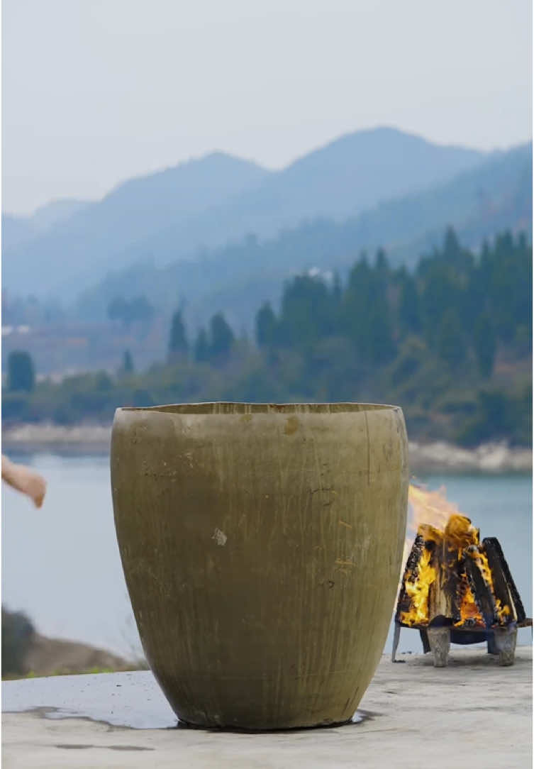 Ancient silver refining method, traditional craftsmanship, silver refining. #chineseculture #handwork #handmade #exploringchina1 #craft #countryliving 