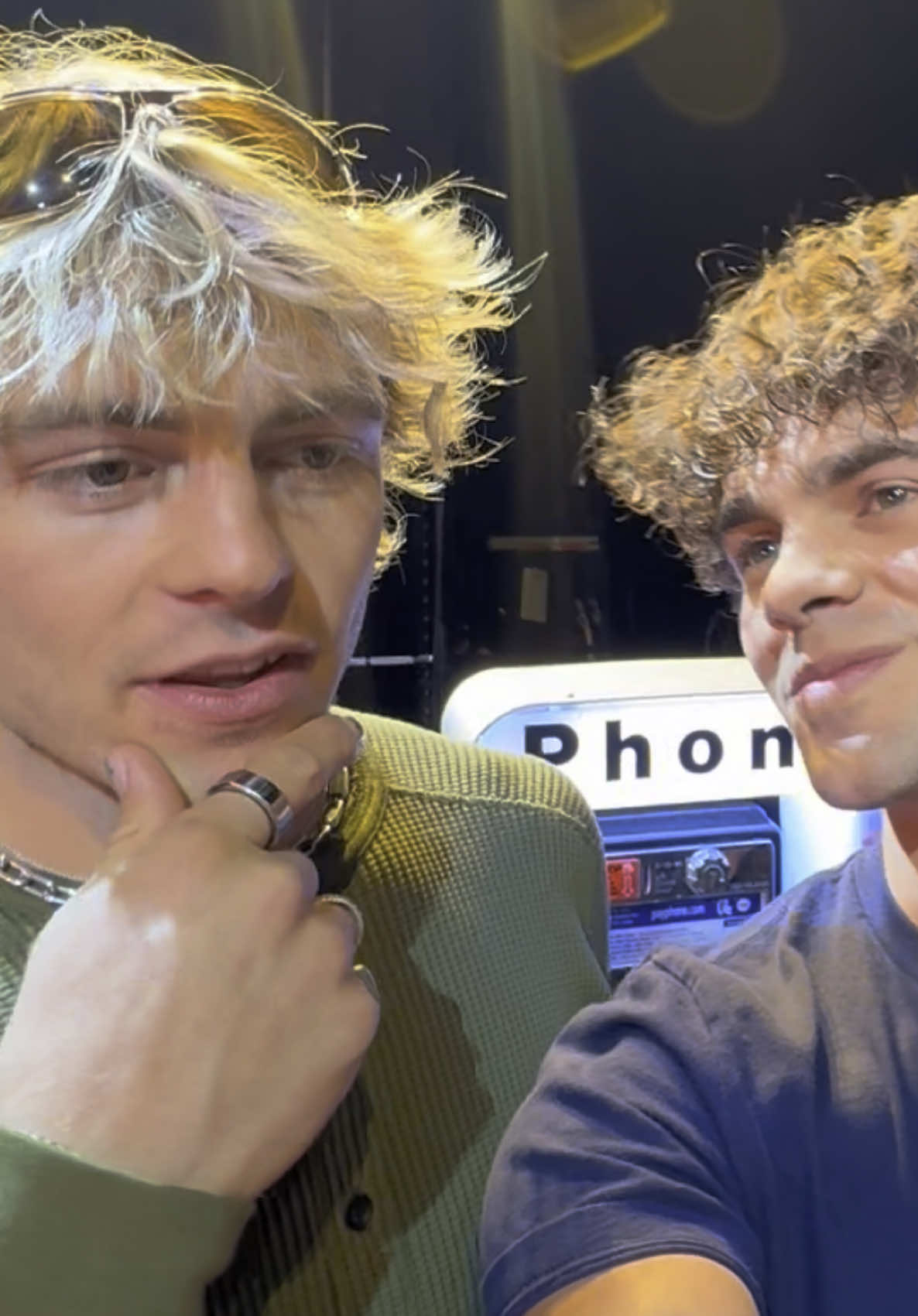 stfu @ross_lynch @The Driver Era 