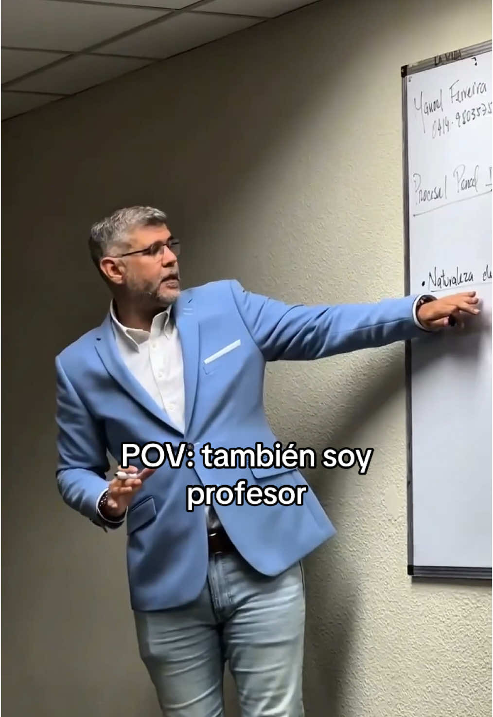 Sabían que también doy clases en la facultad de Derecho??📖👨🏻‍🏫⚖️  #vnzla #venezuela #lechería #trend #manuelferreira #anzoategui