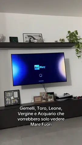 I segni zodiacali in attesa di Mare Fuori. #oroscopo #neiperte #marefuori 