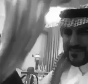 هل هي تذكرني او ان الشوق مات 🙁#ماجد_المهندس #الحب #لايك__explore___ #اكسبلورexplore #رفوف_الذكريات #اخ #ياعيون #الشوق #2019 