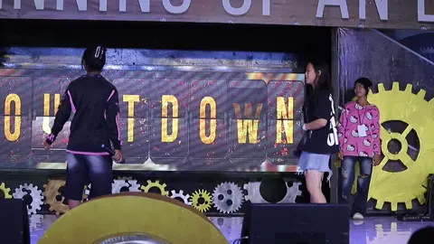 កាលមកលេងពេជនិល😜