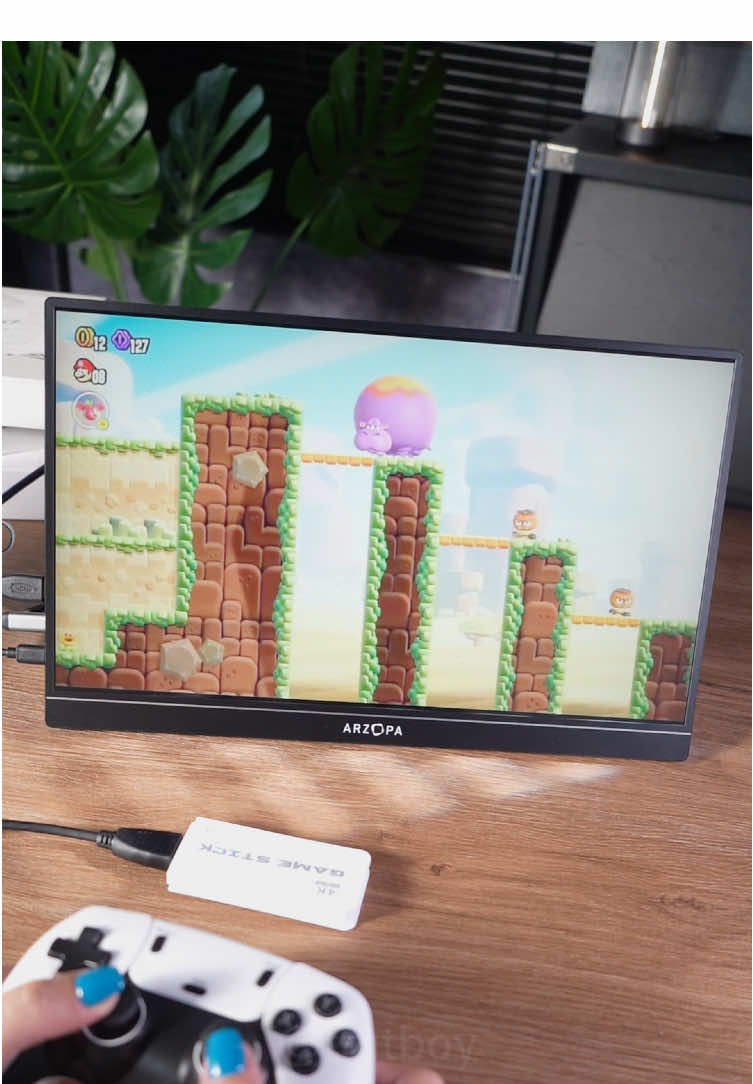 really can't live without this portable monitor, it's very convenient whether it's for work, games or watching shows . #monitor #workfromhome #desksetup #desktop #remotejobs #techtok