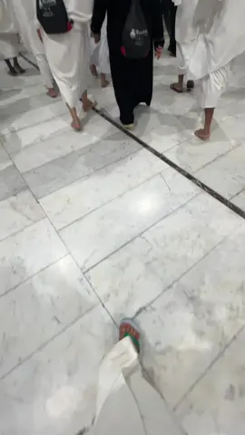 السعي بين الصفا والمروة#الصفا_والمروة #عمرة_رمضان_2025 #المسجدالحرام #مكة #مكة_المكرمة 