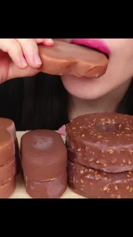 #asmr #tiktokfood #eating #food #chocolate #icecream #fyp