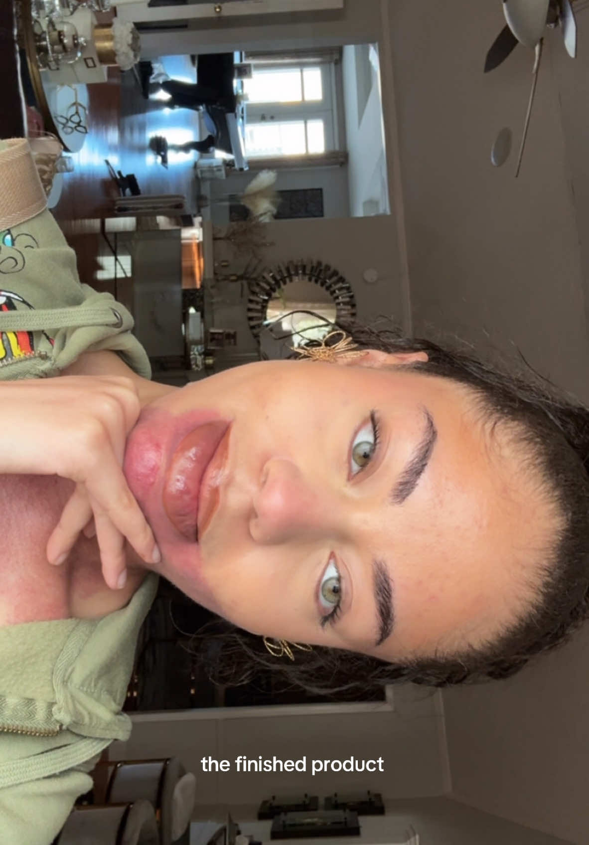 makeup is therapy to me I fear… idk what I did this day but my hands had to be made of magic #makeuptrend #makeuplooks #makeuptutorial #grwmmakeup 