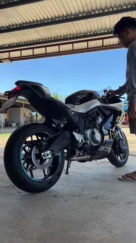 Sound check austin racing twisted pipe #675sr-r #675 #inline3 #cfmoto675sr #675sr #austinracing #austinracingexhaust #3cylinder 