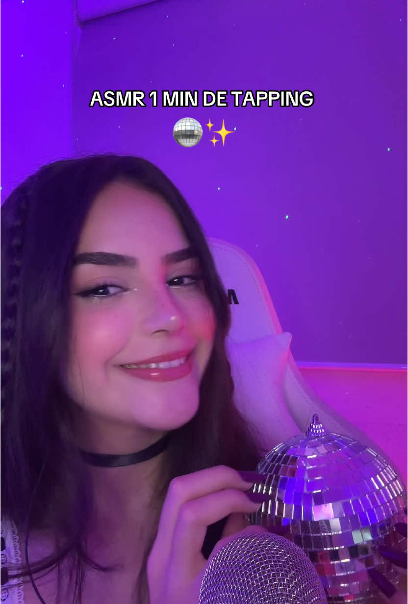 Eu amo esse gatilho 😭! Qual a nota de vocês para ele 🪩✨? #asmr #tappingasmr #tappingsounds #asmrlive #asmrlivestreams #asmrtiktoks #foryoupage #cutecat 