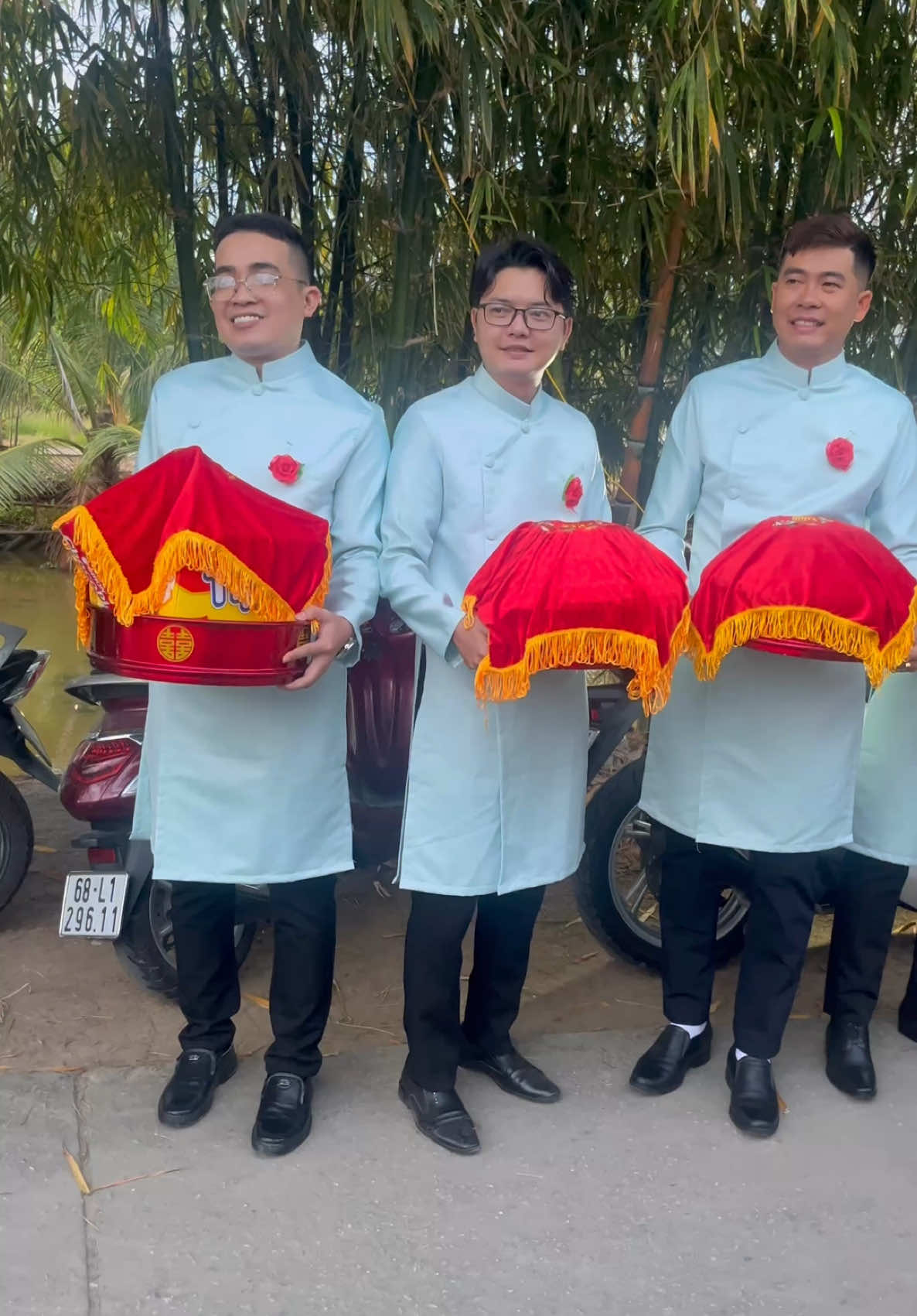 Nếu đi ăn cưới anh chị em mọi người sẽ đem theo gì , còn em Á hả hi chanh , ổi xoài gì củng có , nay mọi người về kiên Giang ăn cưới với em nha @Trần Thị Hồng Vân DuBai Hanabi 