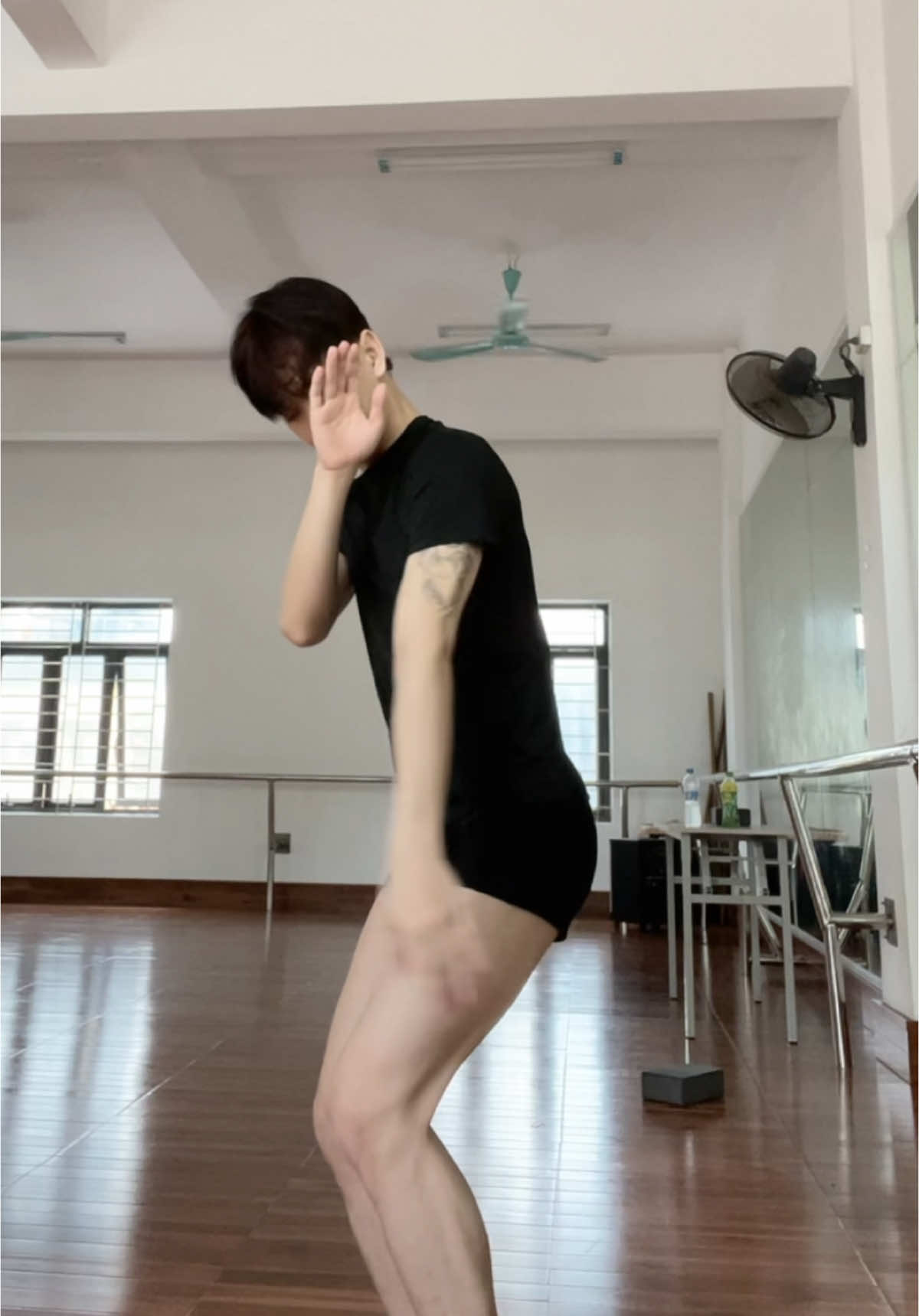 khởi động cuối giờ 😚 #xuhuong #xuhuongtiktok #2006 #dance 