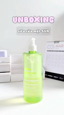 Em sữa rửa mặt quốc dân cho mấy bà nè#xuhuong #viralvideo #xuhuongtiktok #trending #unboxing #pyf #girls #suaruamat #svr 