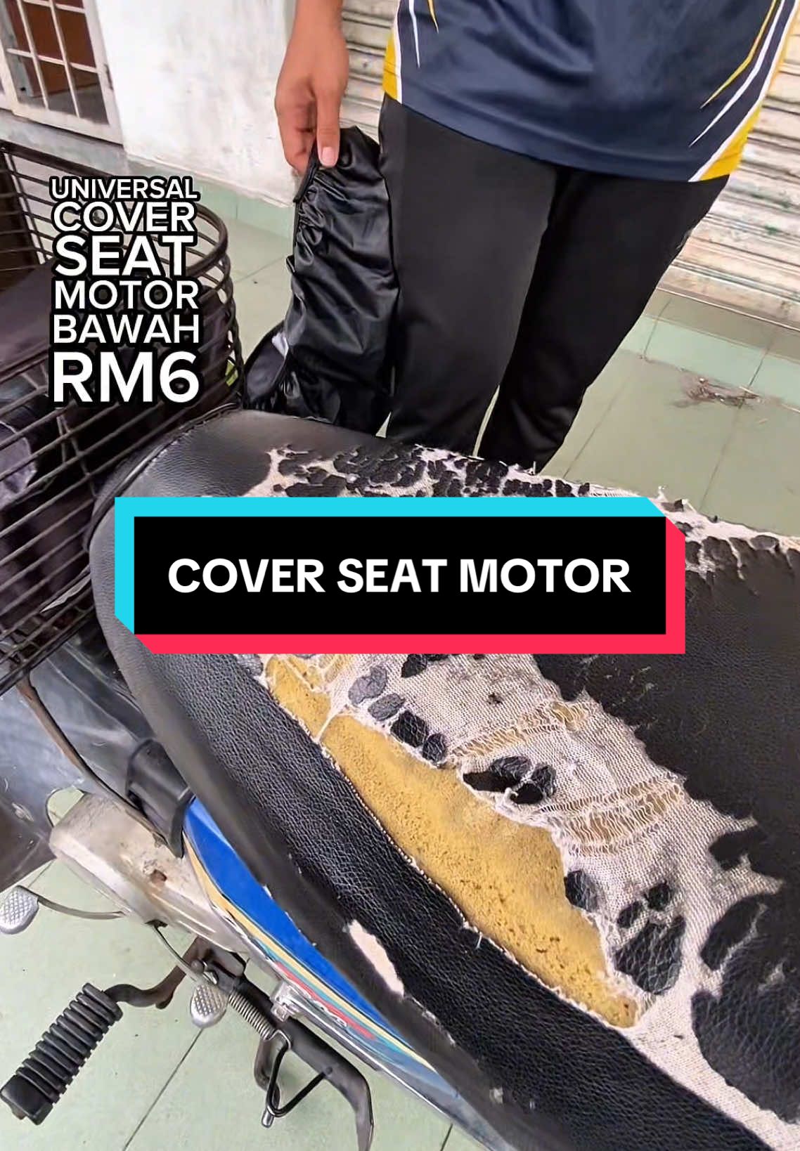 sesuai untuk semua jenis motor . seat lama jadi baru . jimat banyak . #universal #coverseatmotor #coverseat #seatmotor 