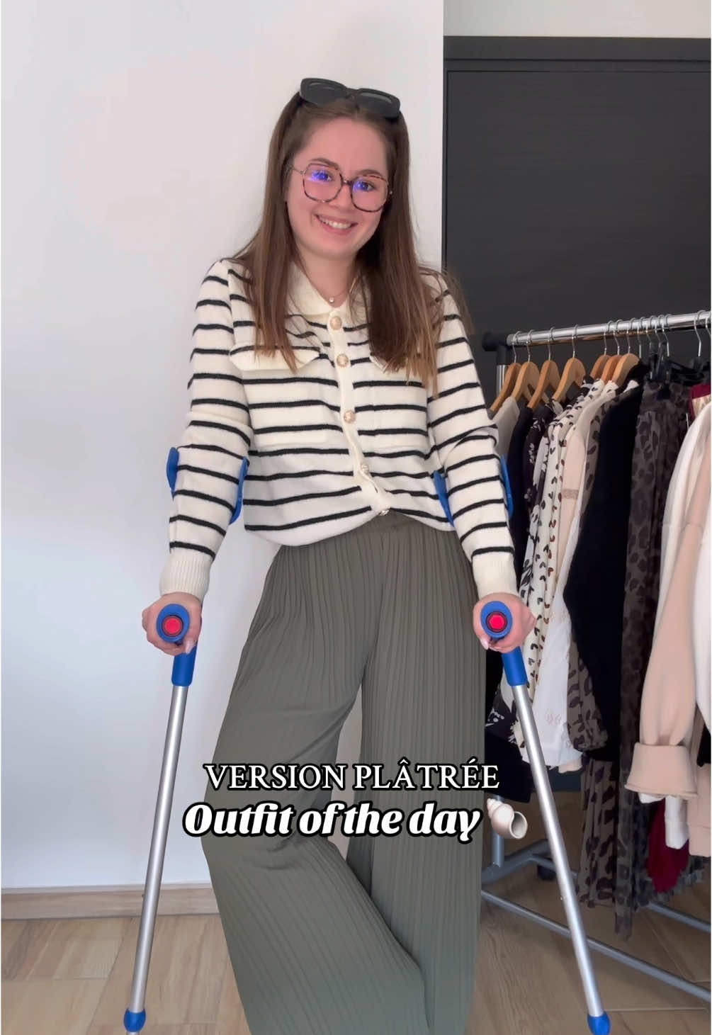 #outfitoftheday ⚓️🐚 -10% avec le code TIKTOK10 ✨ sur mon e-shop (lien en bio). Réf : Gilet LOU 29€ 🖤 #outfitinspiration #outfits #outfitstyle #lookdujour #ideeoutfit #mode #outfit #SmallBusiness #dressingbydebo 