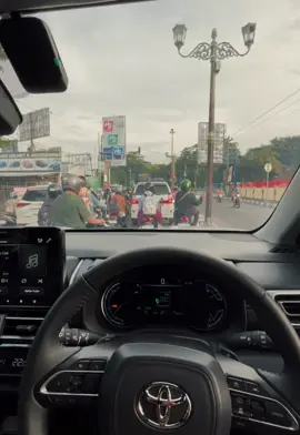 kadang kadang yo… #bismillah_rekam_posting  #Ramadan #yogyakarta #rentcarjogja #storytime #fypage #driver #sewamobiljogja #innovareborn #jogjatransport #CapCut 