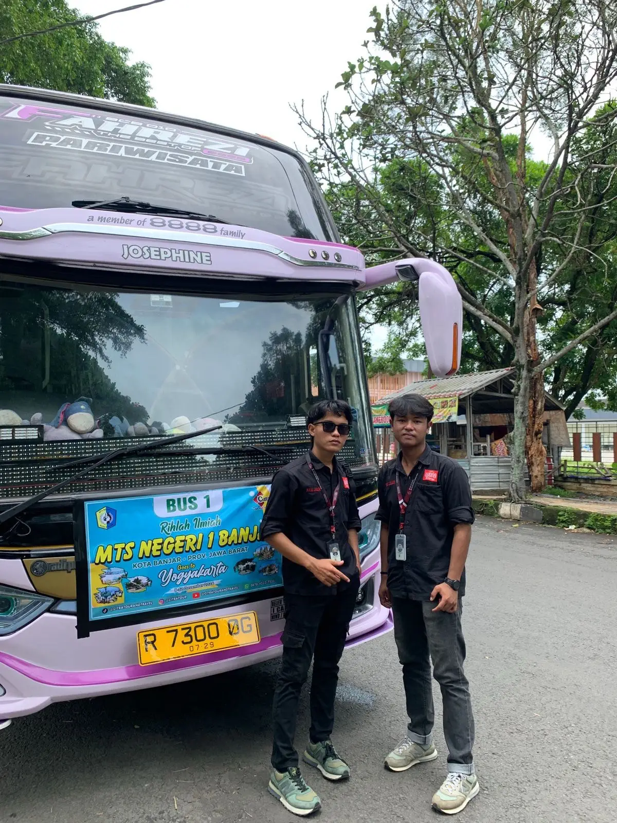 #bcoachbus #buspariwisata #ayonaikbus #pariwisataindonesia #jogja24jam #fotogeser #trendingvideo #soundviral #foryoupagee #fyppppppppppppppppppppppp @sacredboy_ 