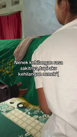 Ini beneran aku harus kehilangan dua orang sekaligus dalam waktu dekat?💔#nenekdancucuperempuan #nenek #kehilanganorangtersayang 