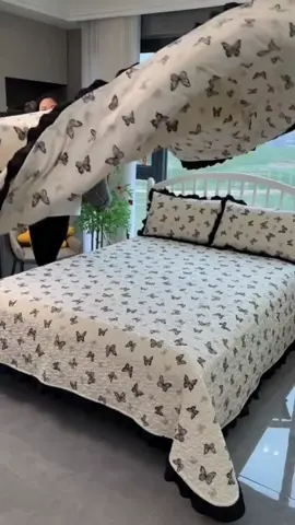 bed cover set lengkap murah lho, ayok di beli bunda bunda sebelum kehabisan #setbedcover #bedcover #viral 