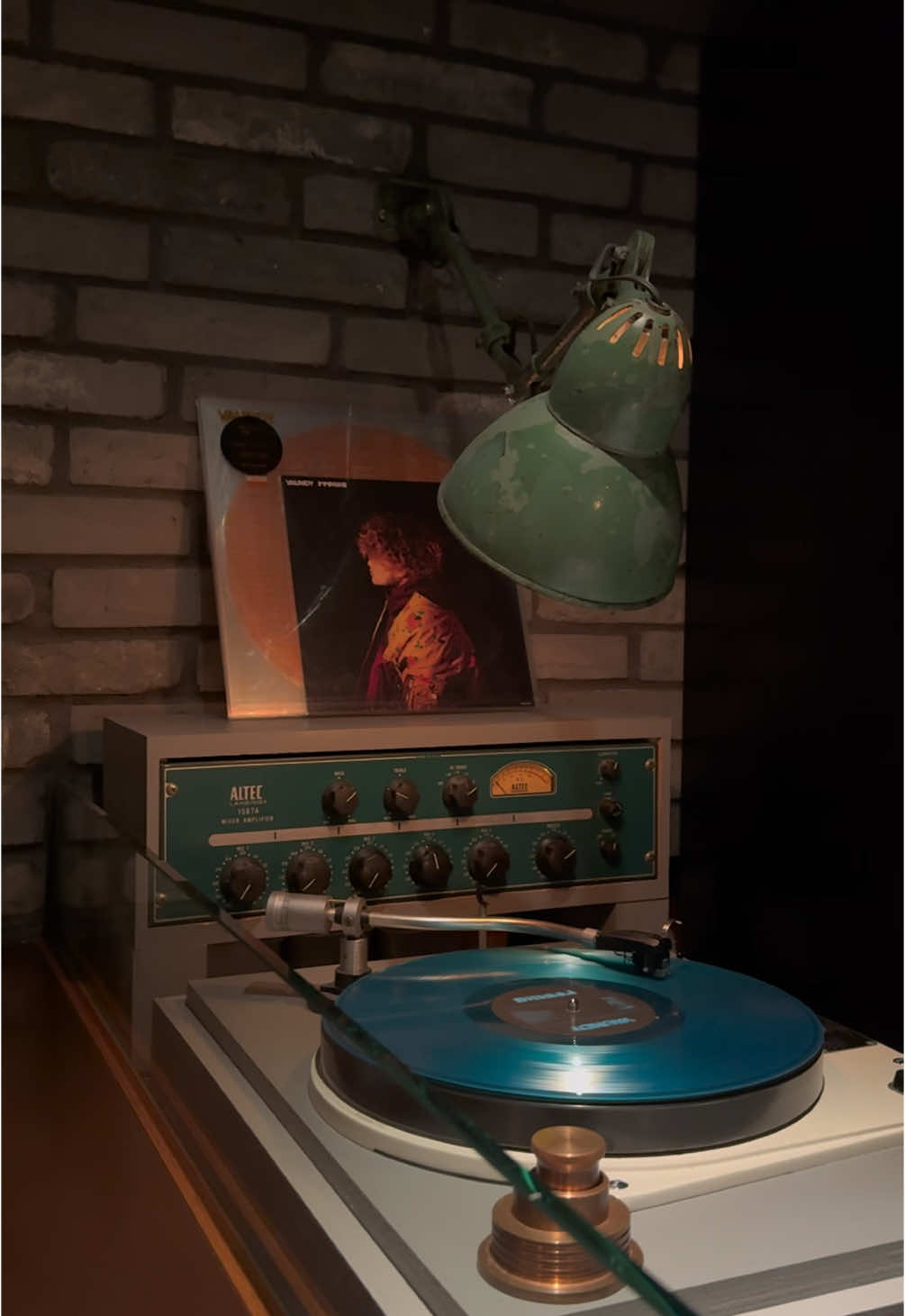 #踊り子 - replica #Vaundy Odoriko - replica Record Bar analog 〒150-0043  3rd Floor Realize Building, 2-20-9 Dogenzaka, Shibuya-ku, Tokyo Dig&Request Record Bar in Tokyo Reservations not accepted Fri・Sat・Sun 19:00〜3:00 Mon・Tue・Wed・Thu  20:00〜3:00 ・ ・ ・ ・ ・ #tokyo #shiuya #recordbaranalog  #recordbar #analog #vinylbar #musicbar  #vintageaudio  #vintage #audio #garrard #altec  #record #bar #vinyl #digandrequest #dig #request #ryuichisakamoto #haruomihosono  #yukihirotakahashi 