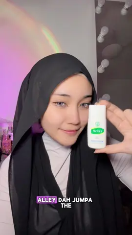 Best tinted sunscreen ni sebab it looks so natural, protects your skin with SPF 35 PA++, and fights acne while controlling oil for a fresh look all day! 💚 @@MentholatumMY  #MentholatumAcnes #AcnesMY #AcneSkincare #TryAcnes #Acne #SkincareMalaysia #sunscreen #antiacne #AcnesAntiAcneUVTintedMilk