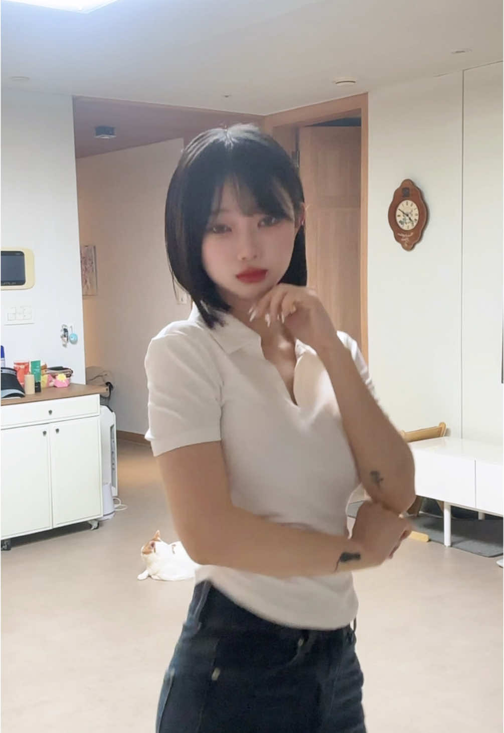 笑ってる顔が好き？#korean #viral #tara #socrazy 