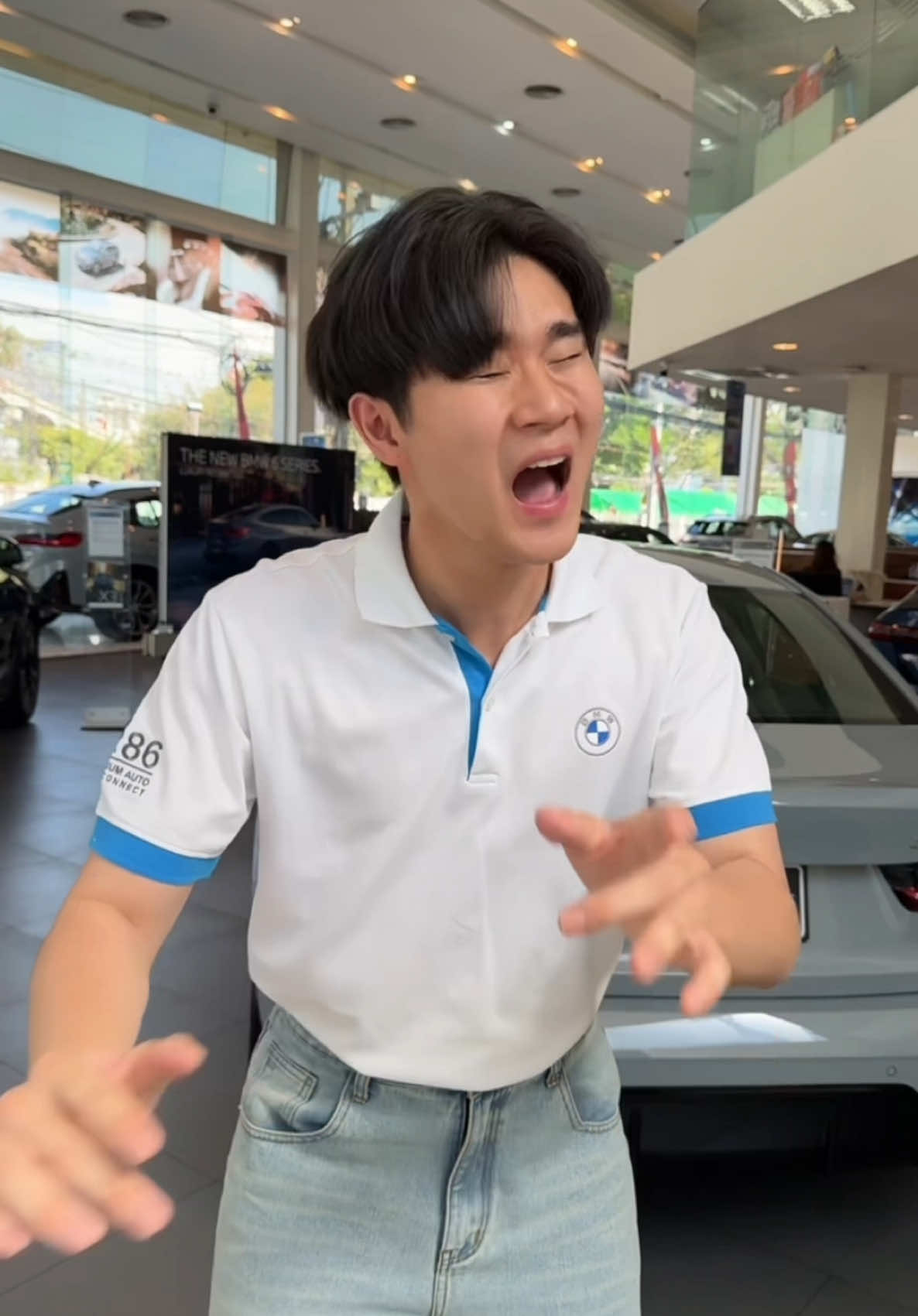 “พิเศษสุด เฉพาะ 3 วันนี้ เท่านั้น มิลเลนเนียม ออโต้ เชิญชวนลูกค้านำรถยนต์คันเดิม มาเปลี่ยนเป็น BMW คันใหม่ พร้อมรับข้อเสนอที่ดีที่สุดก่อนใคร ในงาน TRADE-IN FESTIVAL 14-16 มีค 2568 ที่โชว์รูม มิลเลนเนียม ออโต้ ลาดพร้าว การันตีเพิ่มมูลค่าเทรด-อินสูงสุด* พร้อมความคุ้มค่าแบบทวีคูณ • รับ MGC POINT สูงสุดถึง 1,000,000 คะแนน* • ฟรี บัตร STARBUCKS มูลค่า 1,000 บาท* (เมื่อนำรถมาประเมินราคาในงาน) *เงื่อนไขเป็นไปตามที่บริษัทฯกำหนด ติดต่อสอบถามและนัดหมายประเมินราคาได้ที่ โชว์รูมมิลเลนเนียม ออโต้” #ยิ้วที่ขายbmwอ่ะ #เซลล์บีเอ็มลาดพร้าว #ขายรถbmw #bmwbyyiwwari #bmwmillenniumauto #CapCut 